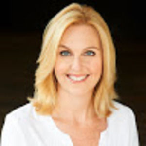 Meet your Posher, Adrianne